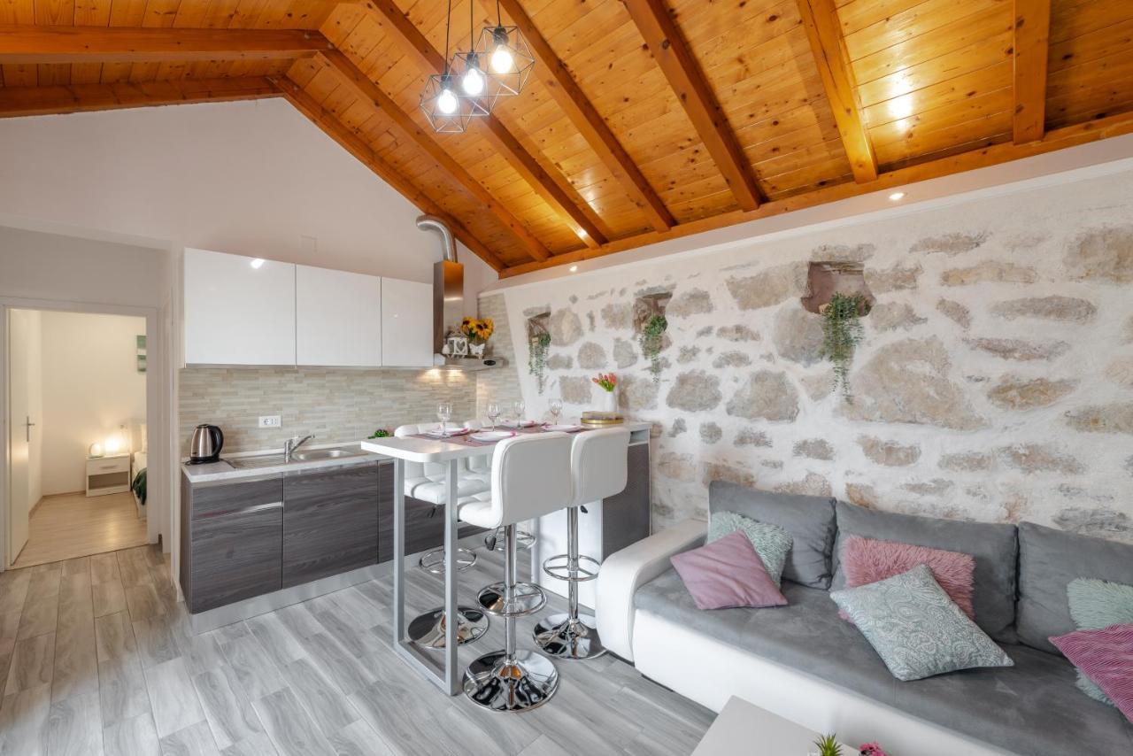 Apartamento Little Stone House Buici  Exterior foto
